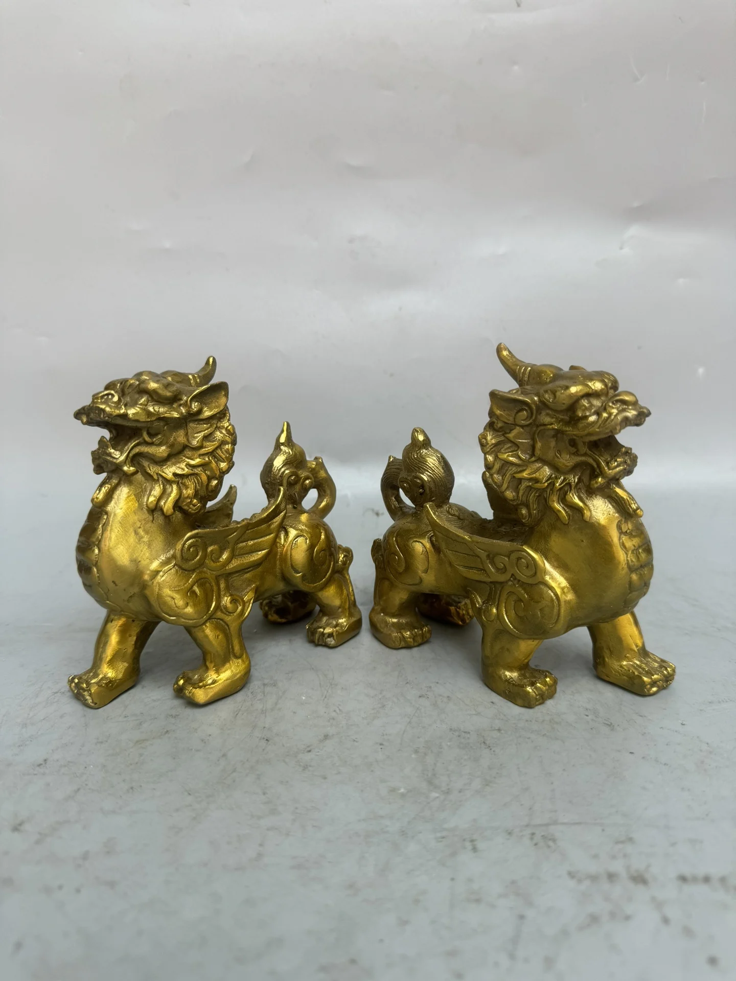 

4"Tibetan Temple Collection Old Brass Brave Troops Pixiu Statue Unicorn Divine Beast A Pair Amass wealth Ornament Town house