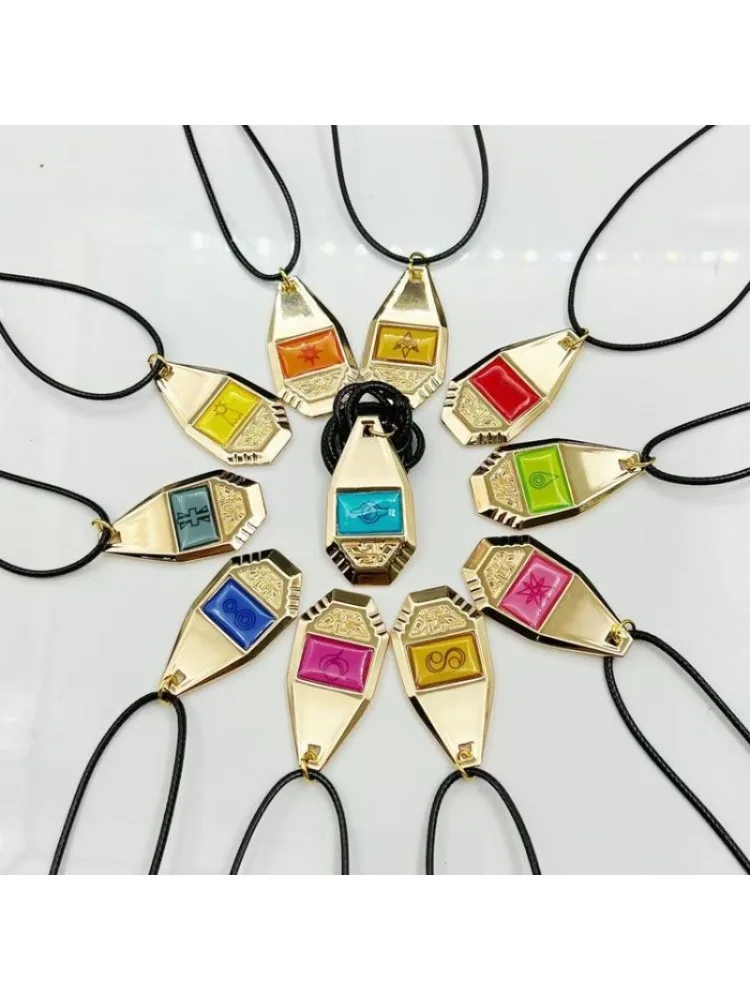 Digimon Adventure Holy Plan Evolution Halskette & Schlüsselanhänger, Taiichi Mut-Abzeichen Cosplay-Anhänger, Metall-Anime-Schmuck Geschenk