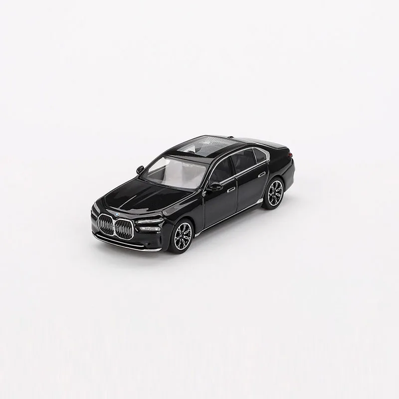 Diecast 1:64 Scale BMW i7 xDrive60 Pure Electric 7 Series Simulation  Alloy Car Model Static Display  Gift Souvenir Decration