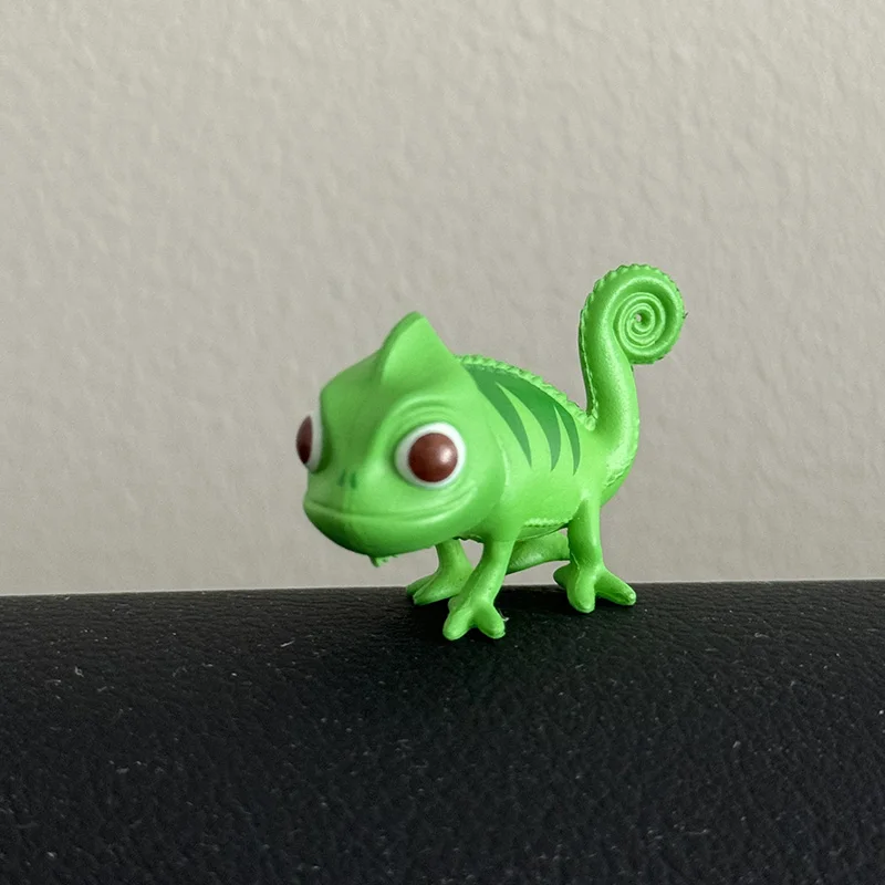 Disney Tangled Rapunzel Pascal the Chameleon Action Figure Toys Collection Room Cake Decoration Cute Tiny Gift for Kids