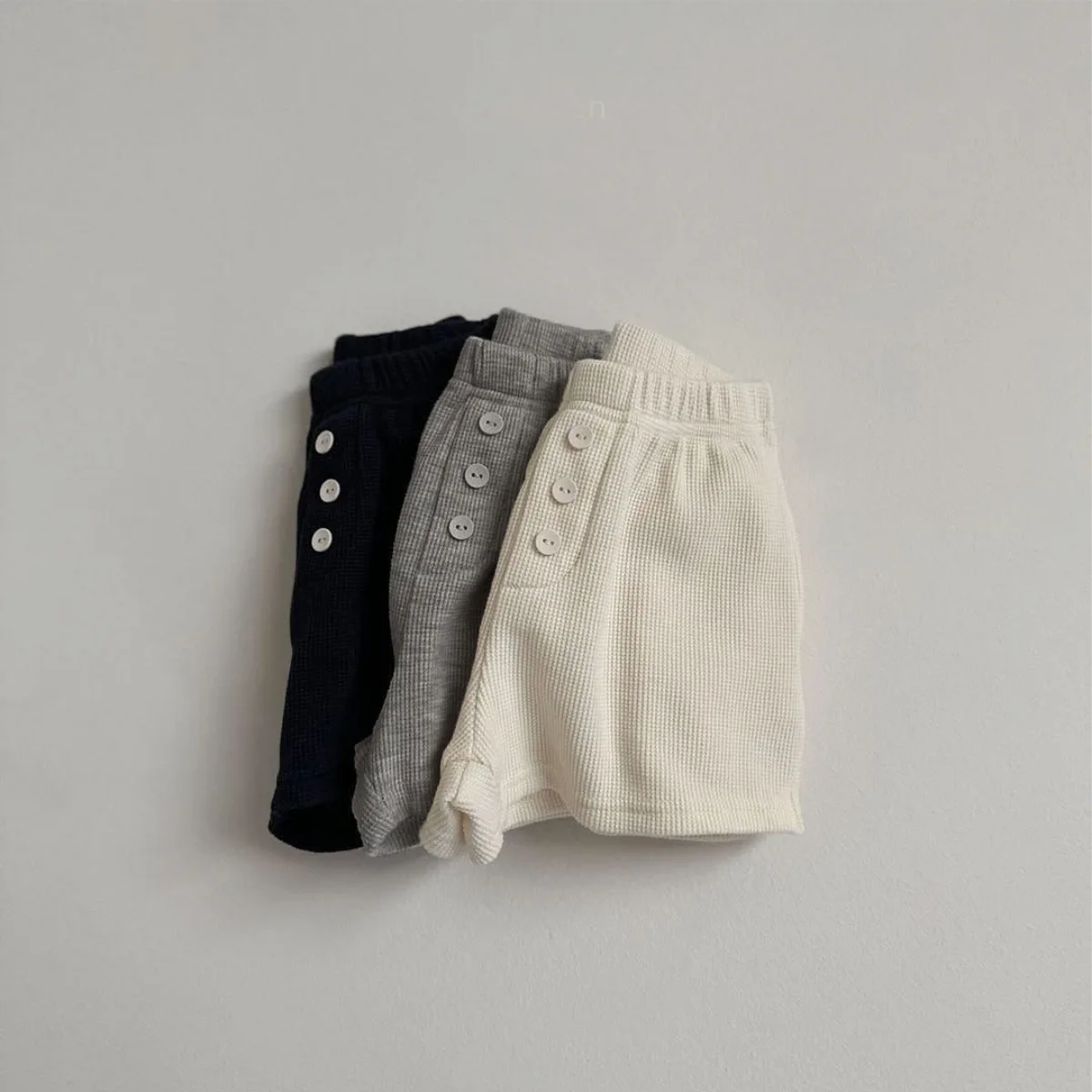 2025 Summer New Baby Casual Shorts Infant Boy Girl Solid Waffle Shorts Fashion Versatile Toddler Beach Pants Children Clothes
