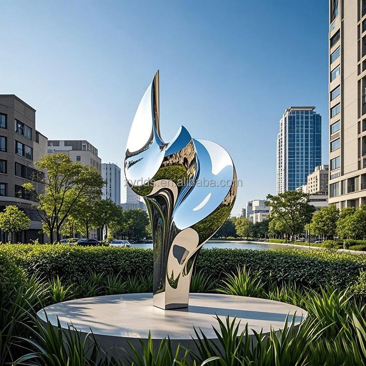 Outdoor Abstract Stainless Steel Sculpture Large Mirror Polishing Garden Landscape Decorative Ornaments Modern Metal Sculpture