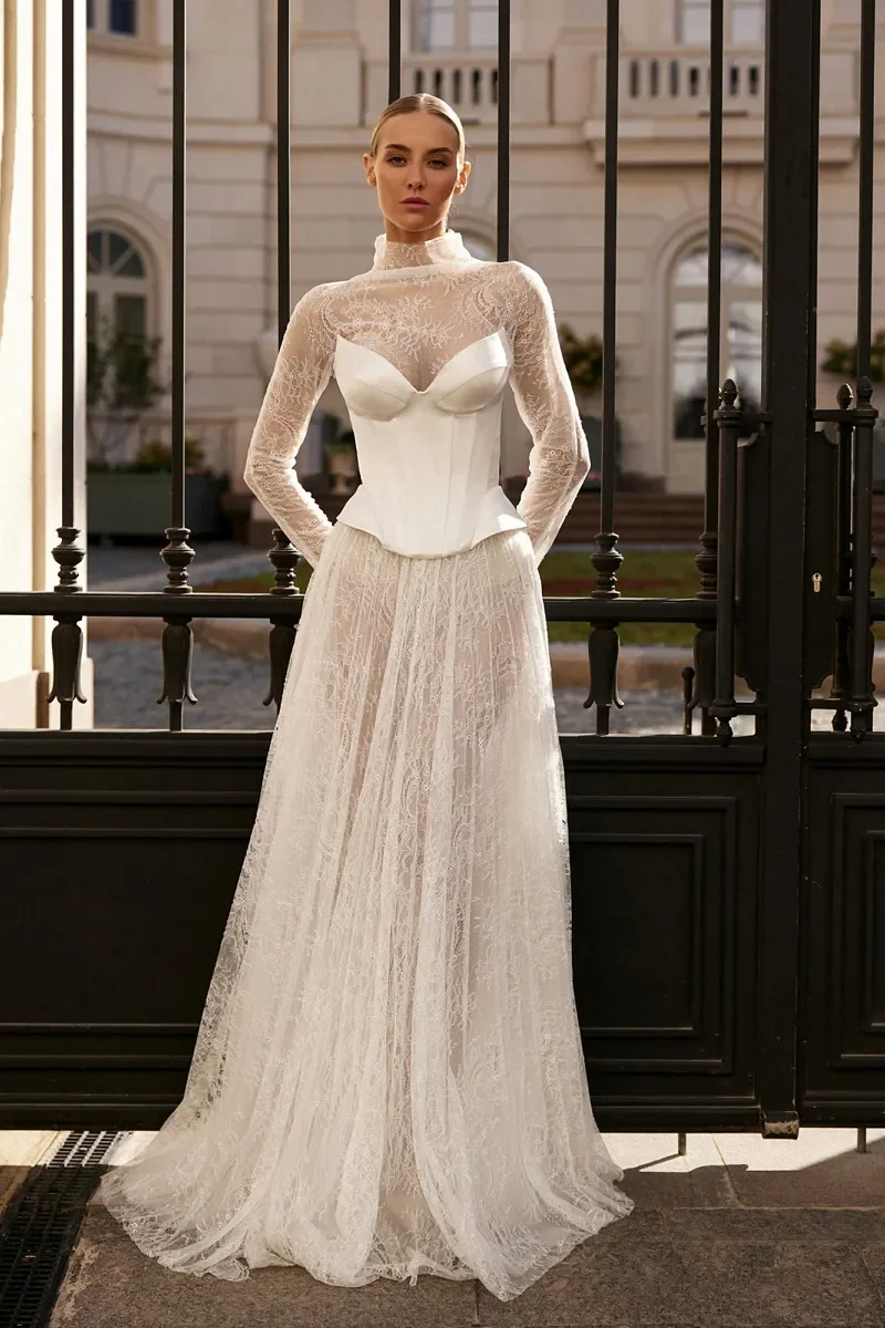 Elegant Lace Wedding Dress 2026 High Neck Long Sleeves Tight Corset Lace-up Bride Bridal Gowns Bohemian Vestidos De Noiva