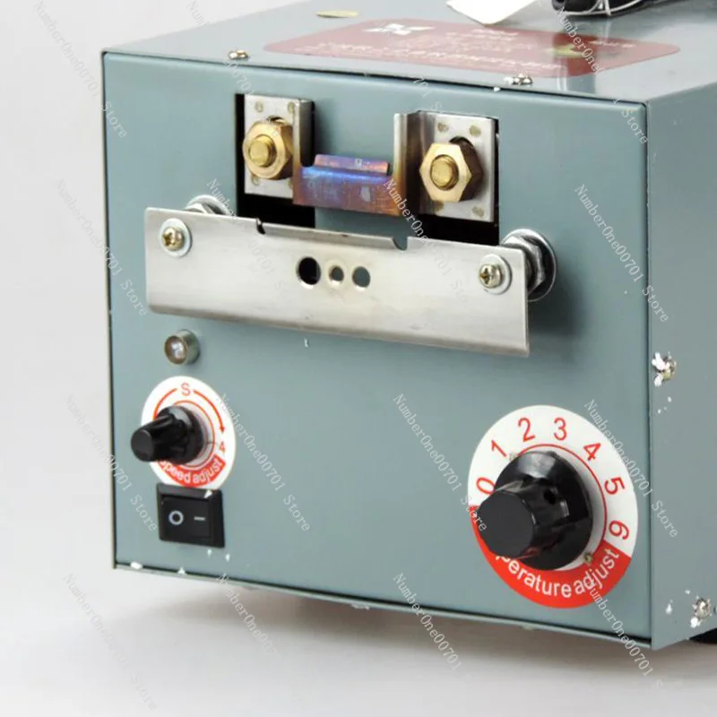 

220V Automatic Electric Debeaker Mouth Cutter Chicken Duck Debeaking Machine Poultry Beak Cutting Removing Machine