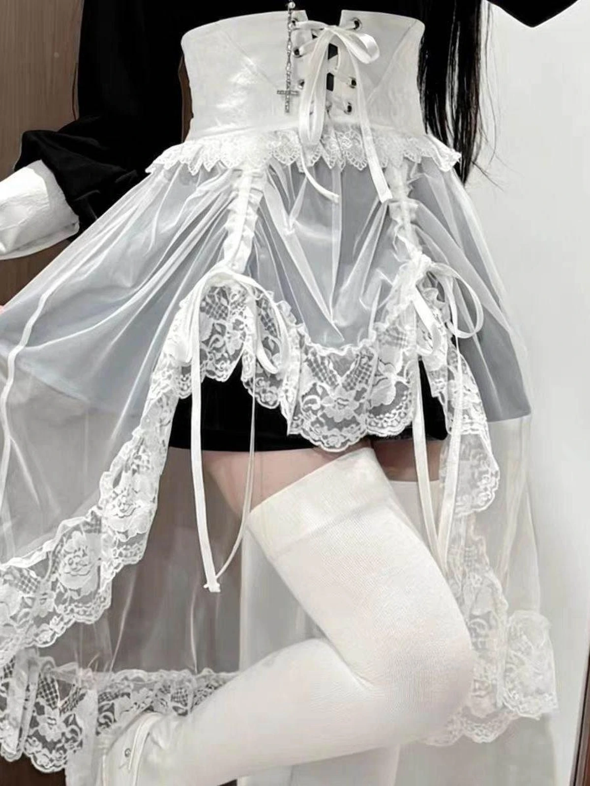 integrated-one-size-fits-all-waist-belt-black-white-dual-tone-lace-trim-elastic-gothic-outerwear-versatile-tailored-waist-seal