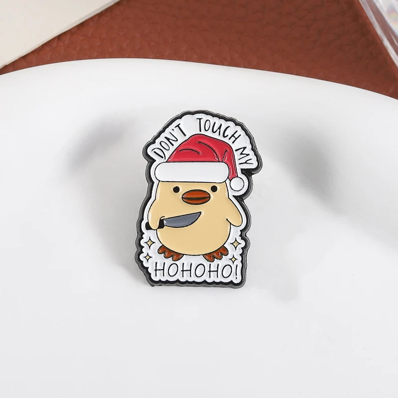 Christmas Yellow Duck With Knife Brooch Enamel Pins Don't Touch My Hohoho! Brooches Clothes Lapel Badge Jewelry Gift for Friends
