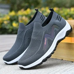 Hot selling mesh men's sports shoes in spring and summer, slip resistant and wear-resistant men's shoes with sock cuffs