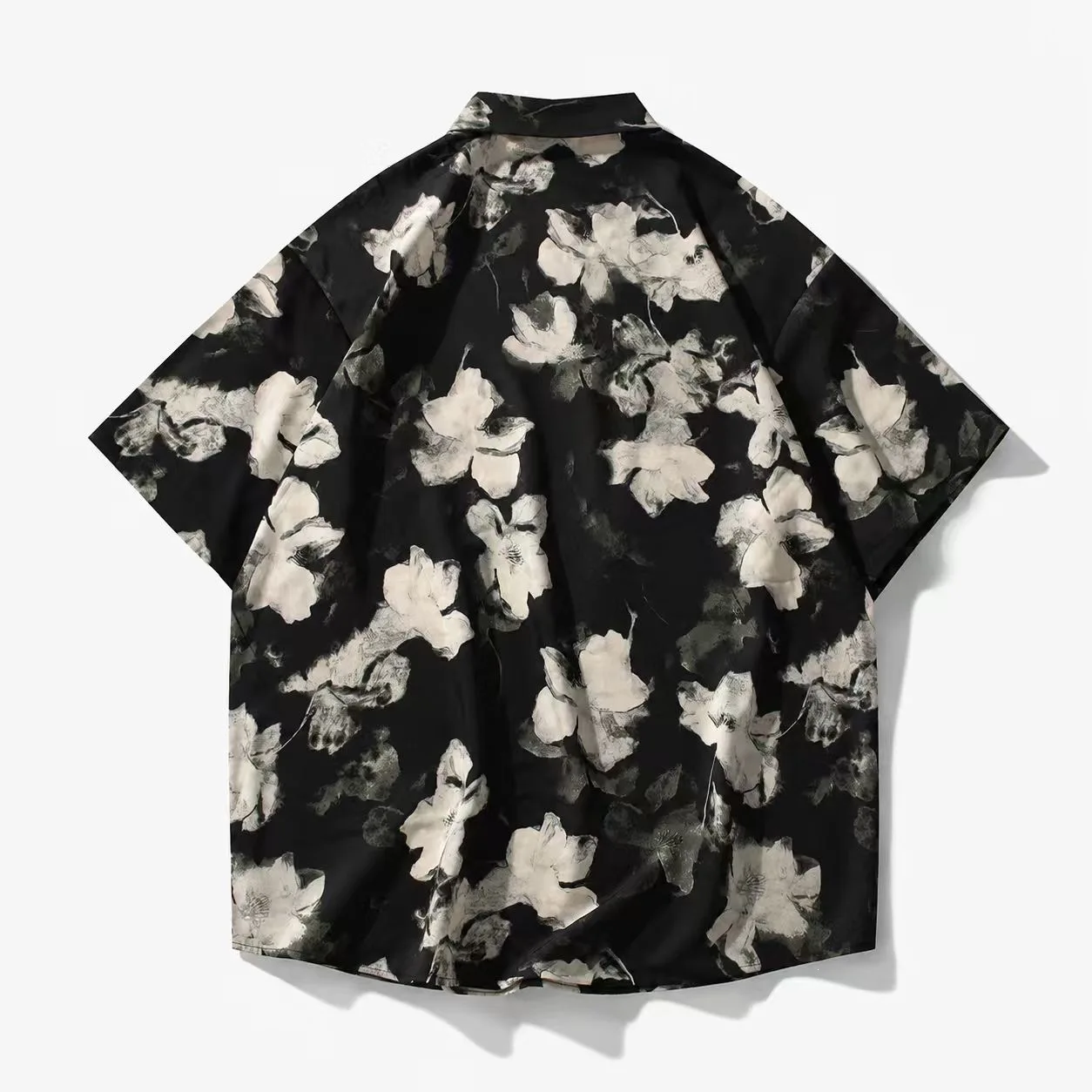 2026 Summer New Men's Printed Breathable Cool Ice Silk Flower Shirt Loose Drape Men's Short-sleeved Shirt