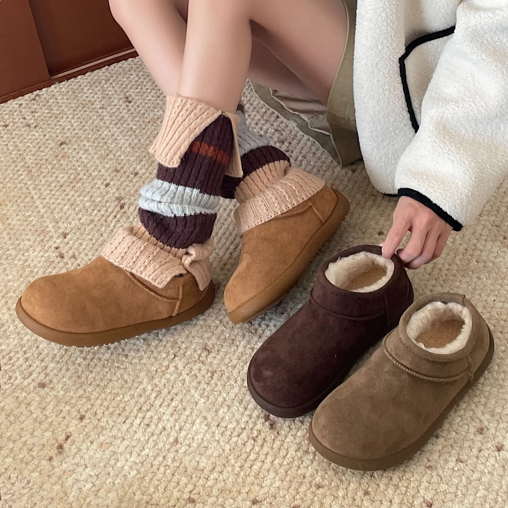 

Women's Winter Snow Boots Thickened Warm Fleece Lined Bread Booties Waterproof Casual Short Tube Rubber Outsole Boots