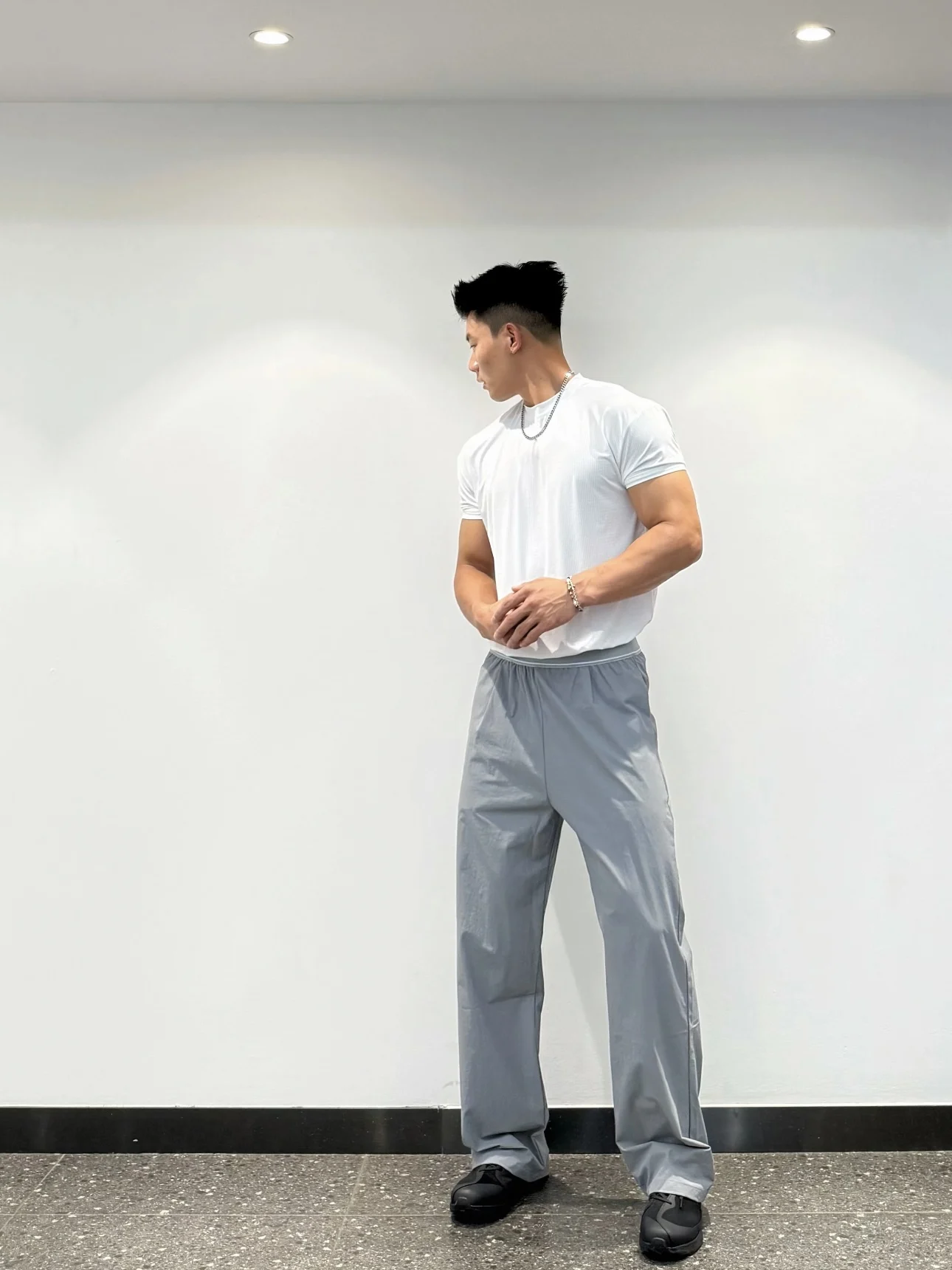 

Мужские повседневные прямые спортивные брюки Qui Dry Color, свободный крой, универсальные базовые длинные брюки в американском стиле ретро