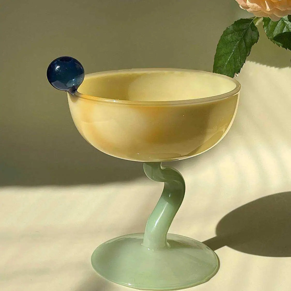 Ins Color Blocking Round Goblet Creative S-shaped Handle Colorful Ice Cream Dessert Yogurt Glass Cup Fruit  Shake Pudding Cup