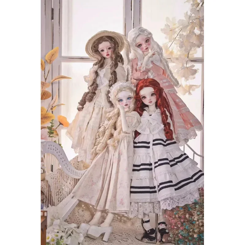 

BJD Doll wig fits into a 1/4 1/3 size imitation mohair wig with vintage long curly hair doll accessories