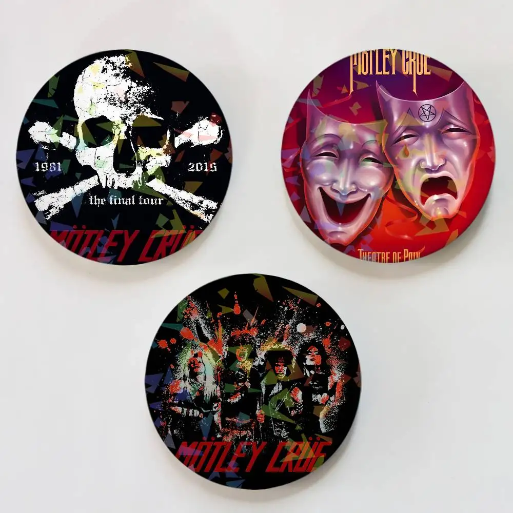 Band M-Motley C-Crues Laser Button Pins Backpack Clothing Decor Brooch Fiction Badge Jewelry Gifts