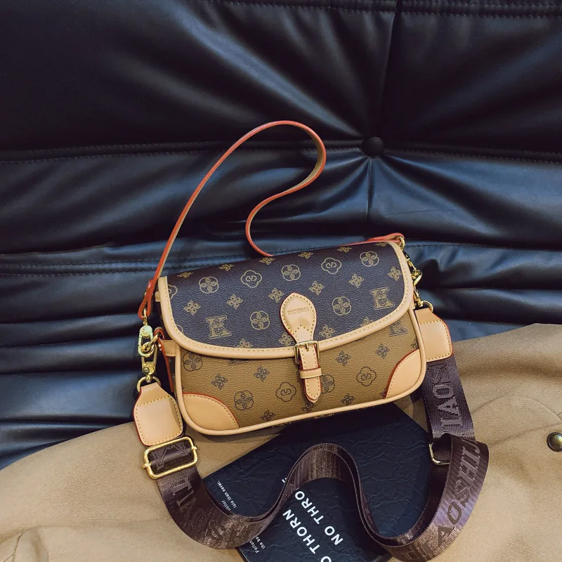 

Роскошная сумка через плечо с широким ремешком 2025 года, модная женская сумка через плечо, минималистичная сумка-тоут «день-ночь», текстурированная сумка на ремне