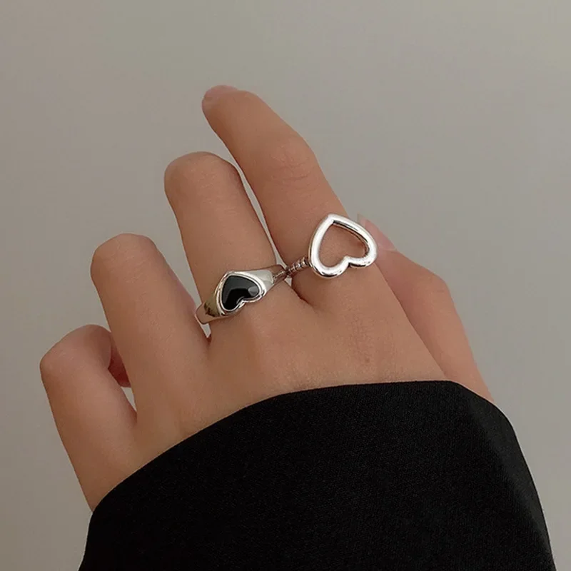 Vintage Hollow Heart Rings for Women 1/2pcs Metal Silver Color Adjustable Finger Opening Black Girl Retro Love Trendy Jewelry