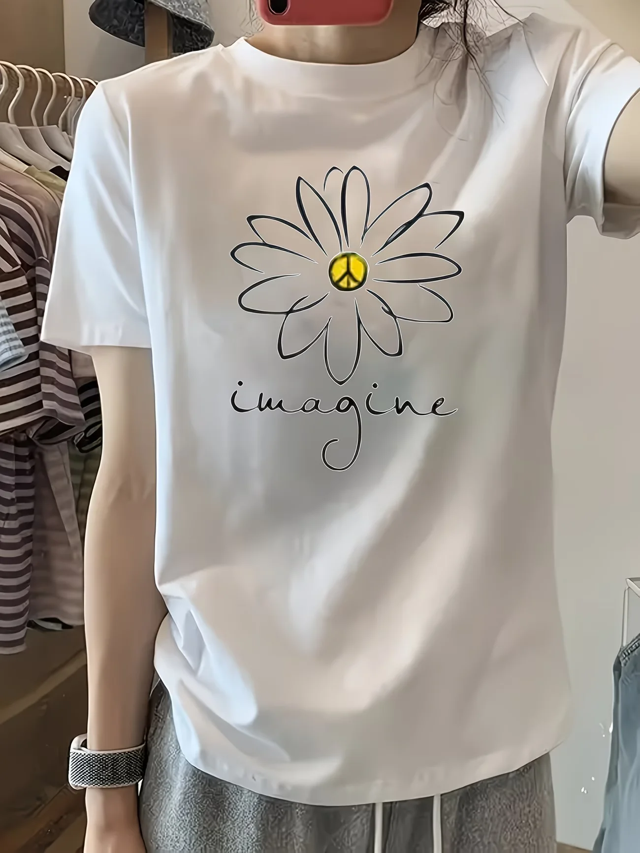 Aesthetic Daisy Flower Graphic T-Shirt Women Imagine Letter Print Tee Peace Symbol Short Sleeve Summer Top Hippie Style Clothing