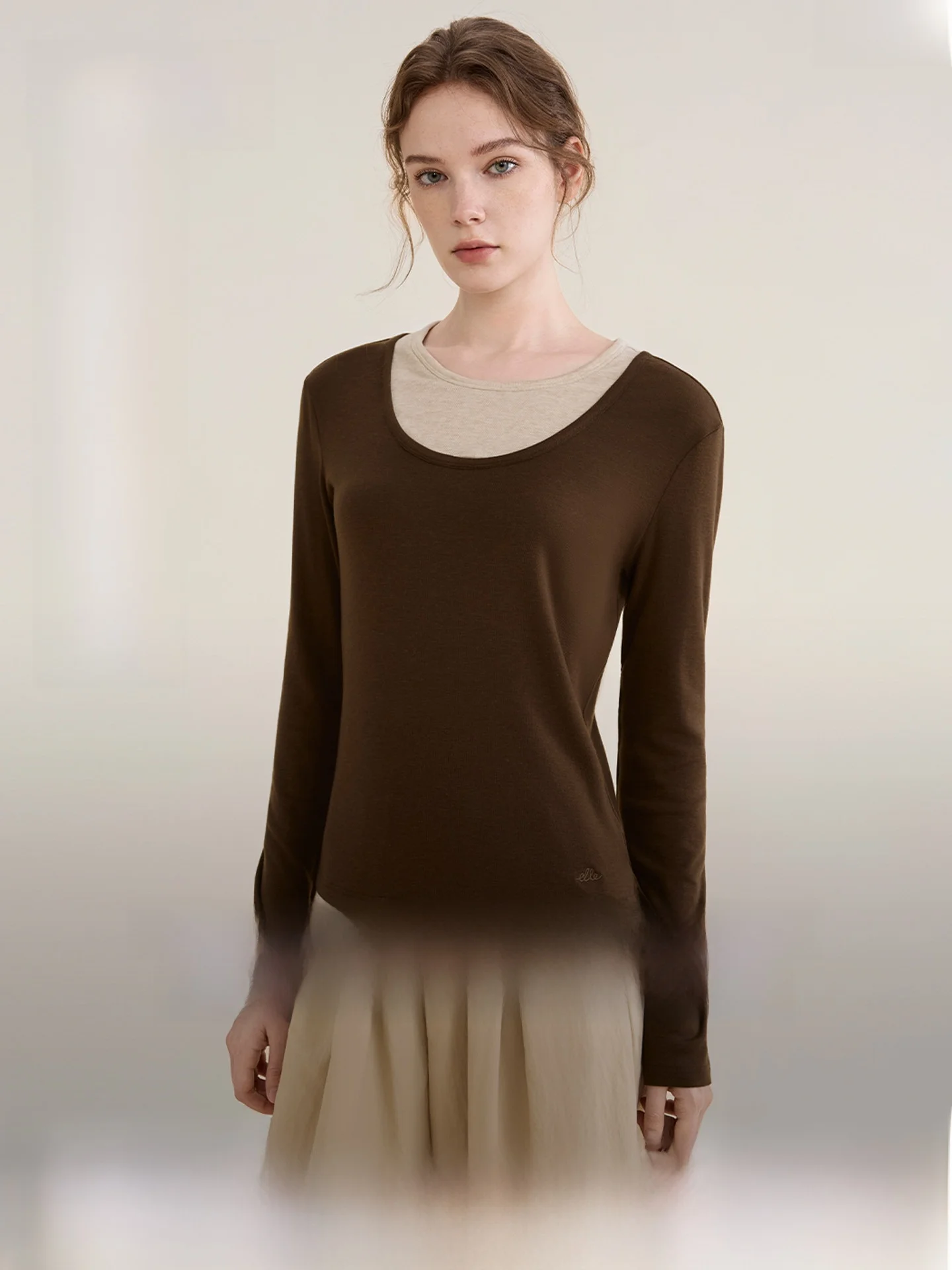 ELLE Cashmere Wool T-Shirt U-Neck Inner Wear Soft Warm Base Layer Skin-Friendly Long Sleeve Crew Neck  Color Autumn Winter