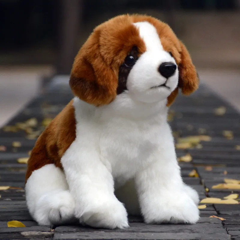 

Милая плюшевая игрушка Сенбернар высотой 28 см, реалистичная кукла-собака, фигурка собаки для поиска и спасения, сидячая поза, подарок на день рождения для девочек