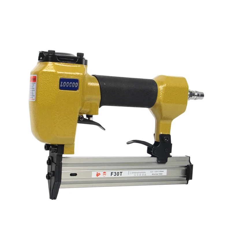 Apontou a arma do prego do toe, reto, F30T