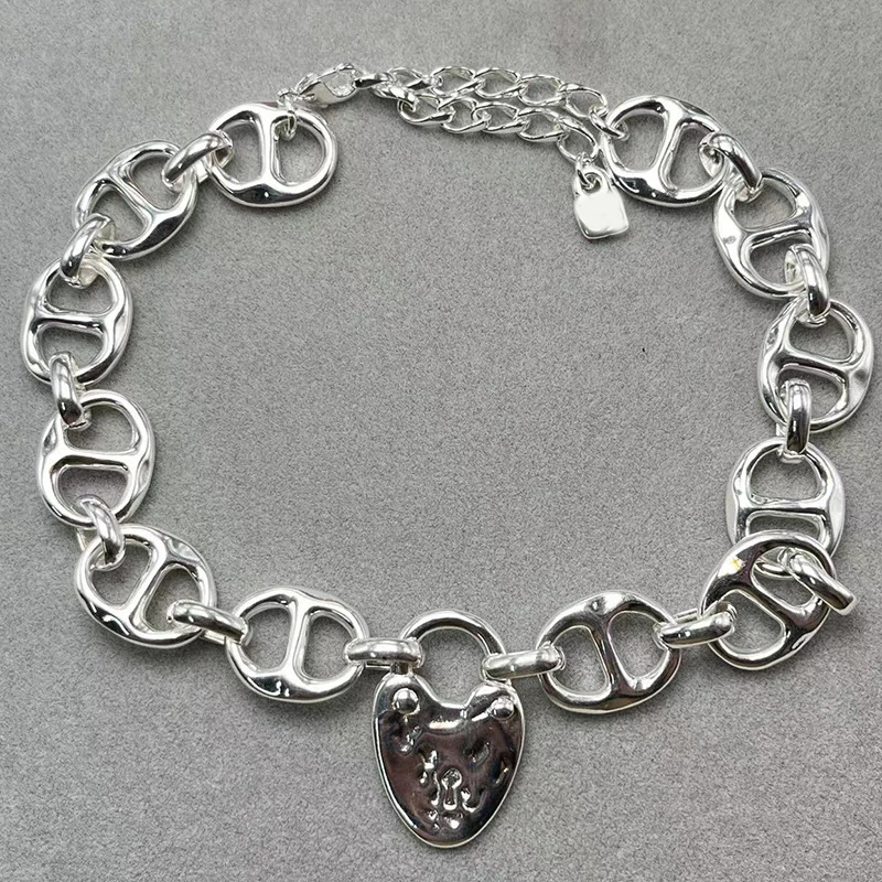 

High-quality vintage stainless steel electroplated semi-precious stone irregular heart-shaped women's necklace