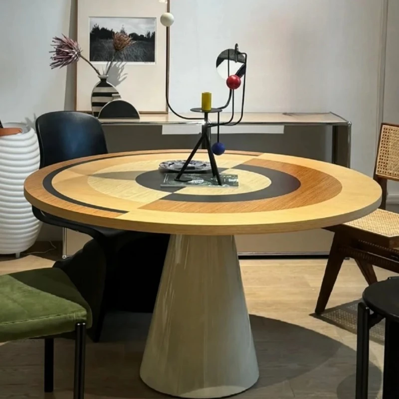 Solid wood round dining table retro art graffiti dining table suitable for family dinners and hotels