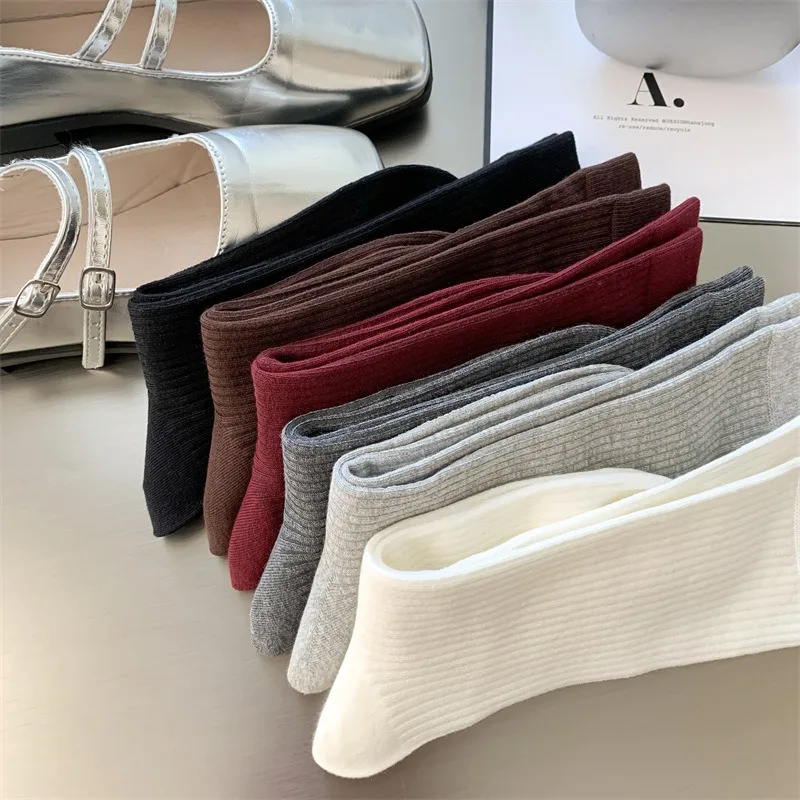 Korean Stripe Long Socks for Women Girls Simple Simple Cotton Socks Japanese Casual Pile Socks Fashion Stockings Accessories