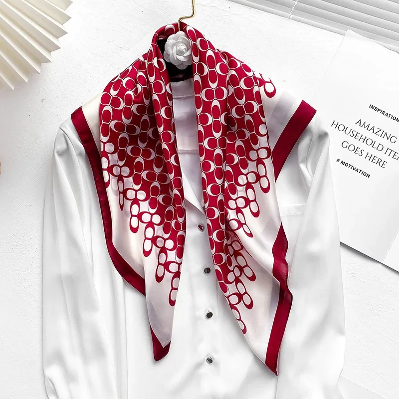 70x70cm Square Neck Scarf Bandana Top Women Fashion Silk Stain Hairband Head Headwraps Scarves for Ladies New Print Bag Foulard