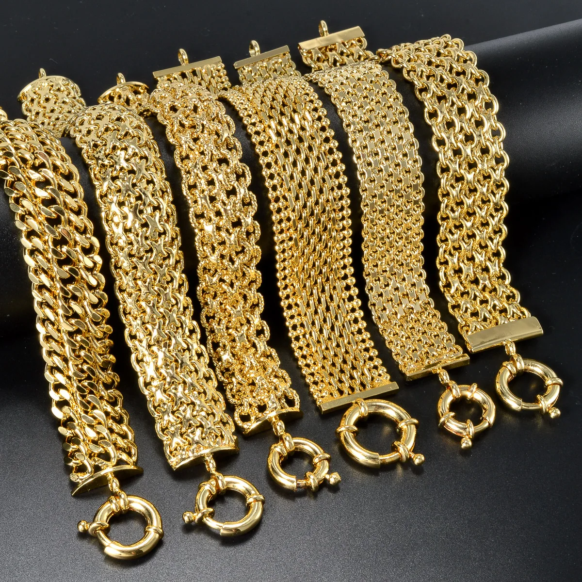 Wide Mesh Chain Bracelet for Women Chunky Woven Textured Link Cuff Bangle Spring Ring Clasp Jewelry Accessory Daily Party Gift