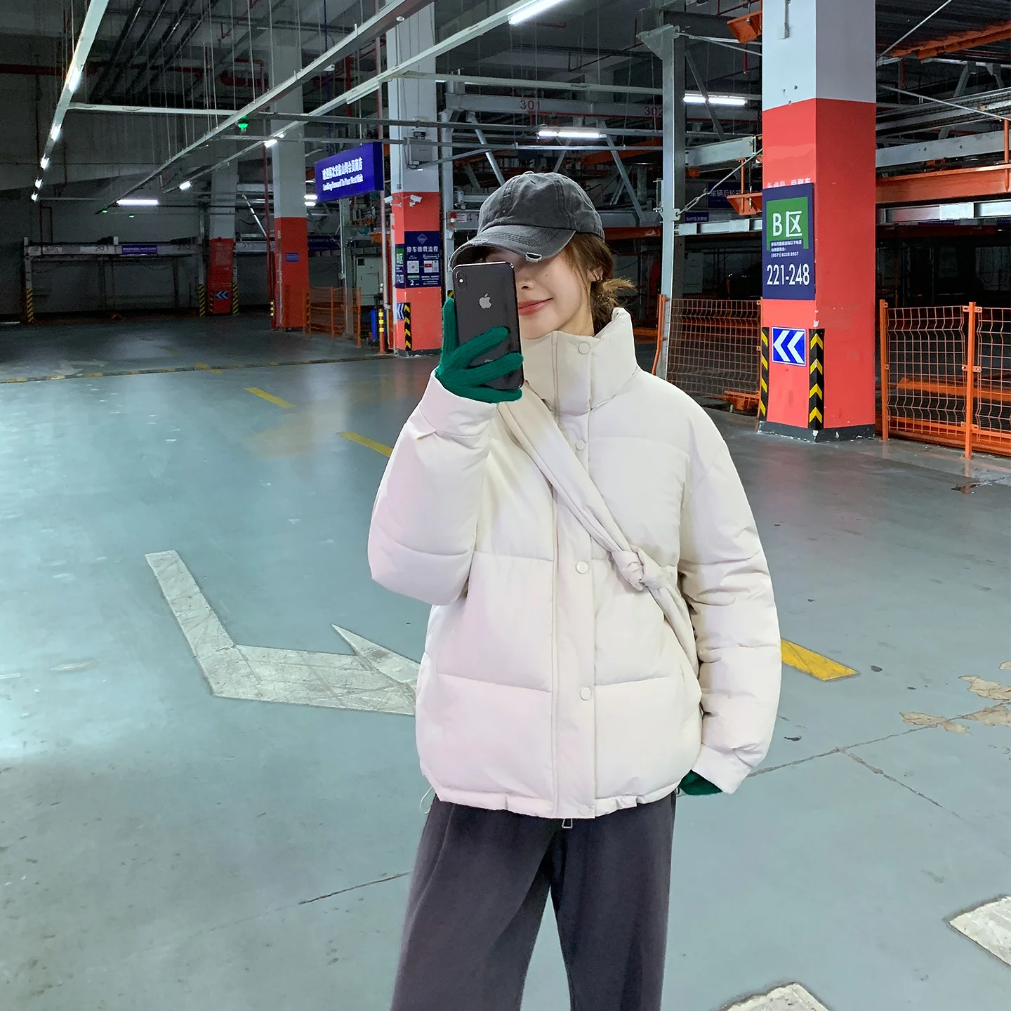 2025 New Korean Winter Women's Down Cotton Jacket Short Cotton Padded Outerwear Stand Collar Ladies Winter Parkas