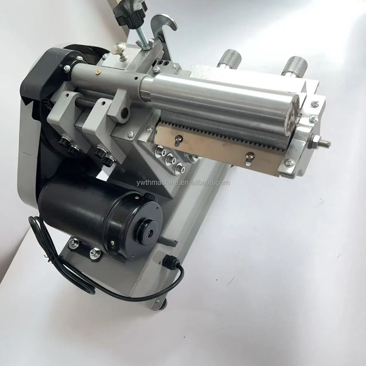 Electric Desktop Leather Gluing Machine Automatic Rolling Glue for Shoe Industry Carton Packaging Type