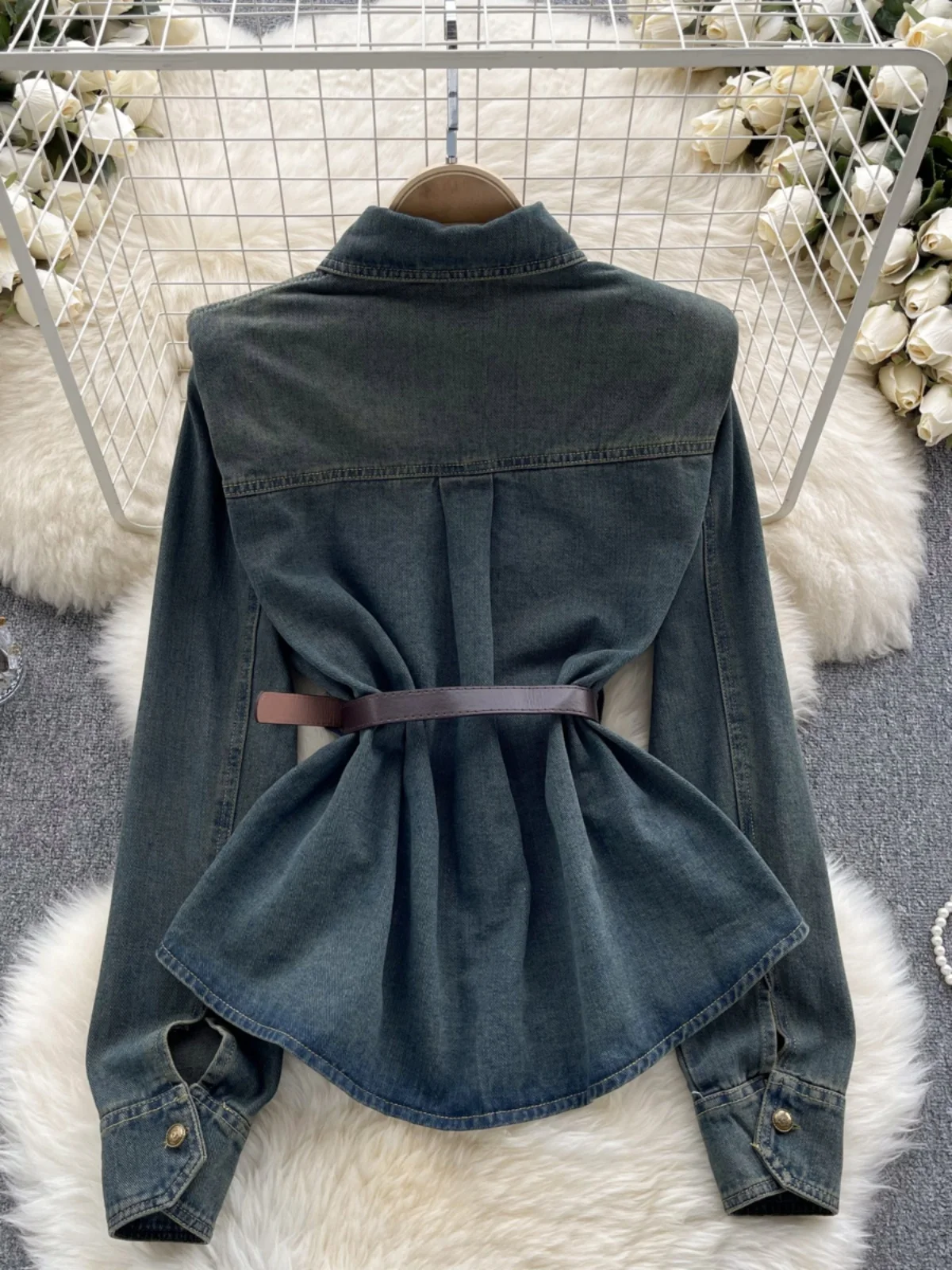 Csa vaquera desgastada Retro para mujer, ropa de calle adeazante con cintura, diseño de nicho, Top de moda, estilo corea...
