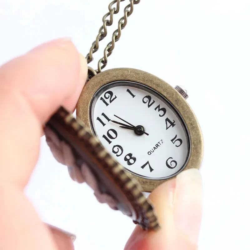 앤티크 양각 로즈 플랩 포켓 시계 빈티지 참 Steampunk 쿼츠 포켓 FOB 시계 여성용 Reloj De Madera