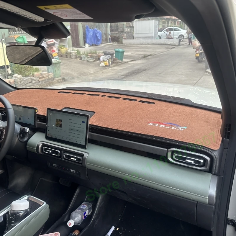 

Anti-slip Suede Leather Darsboard Mat For Baojun Yue Plus Sun Protection Heat Insulation Car Interior Decoration Sunade Pad