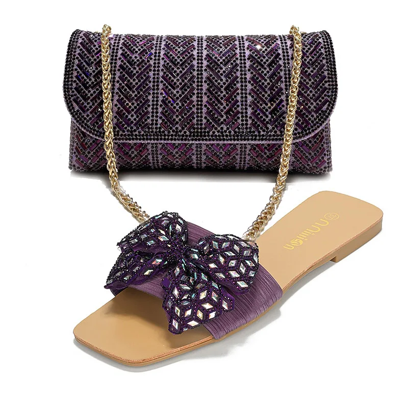 Women's Summer Rhinestone Sequined Slippers Wear Flat-bottomed Non-slip Beach Shoes with Diamond-encrusted Chain Shoulder Bag.