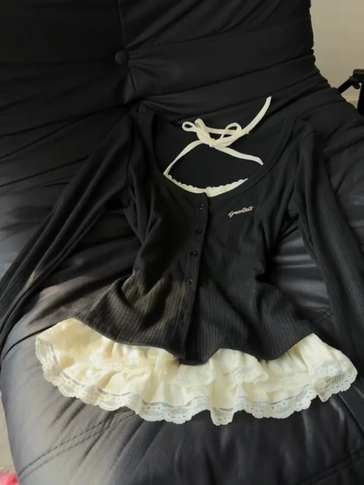 Y2K Korean Hottie Retro Fake Zweiteiliges Set Spitzenspleiß ​ ​ Langarm Slim Fit 2000er Street Temperament Design Damen T-Shirts