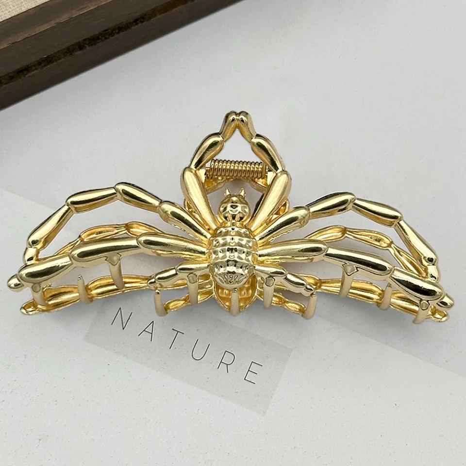 

Vintage Spider Hair Claw Clips For Women Silver/Black/Gold Color Fashion Shark Hair Clips Grab Clamps Girls Hair Accessories