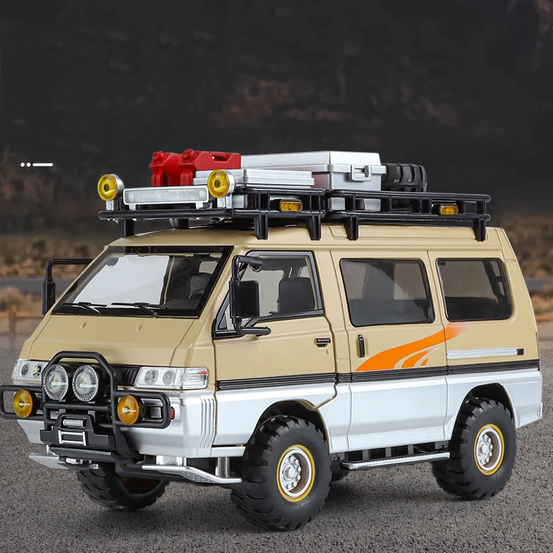 1:24 DELICA Alloy Off Road Diecast Exquisite Models Vehice Toys Metal Material Sound Light Pull Back Kid Gift Collection Ornamen