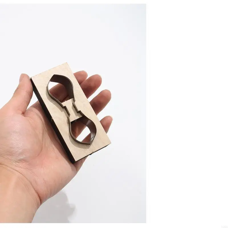 

Wooden Die Cutting for DIY Art Crafts Fabric Aceessory Keychain Jewelry Making