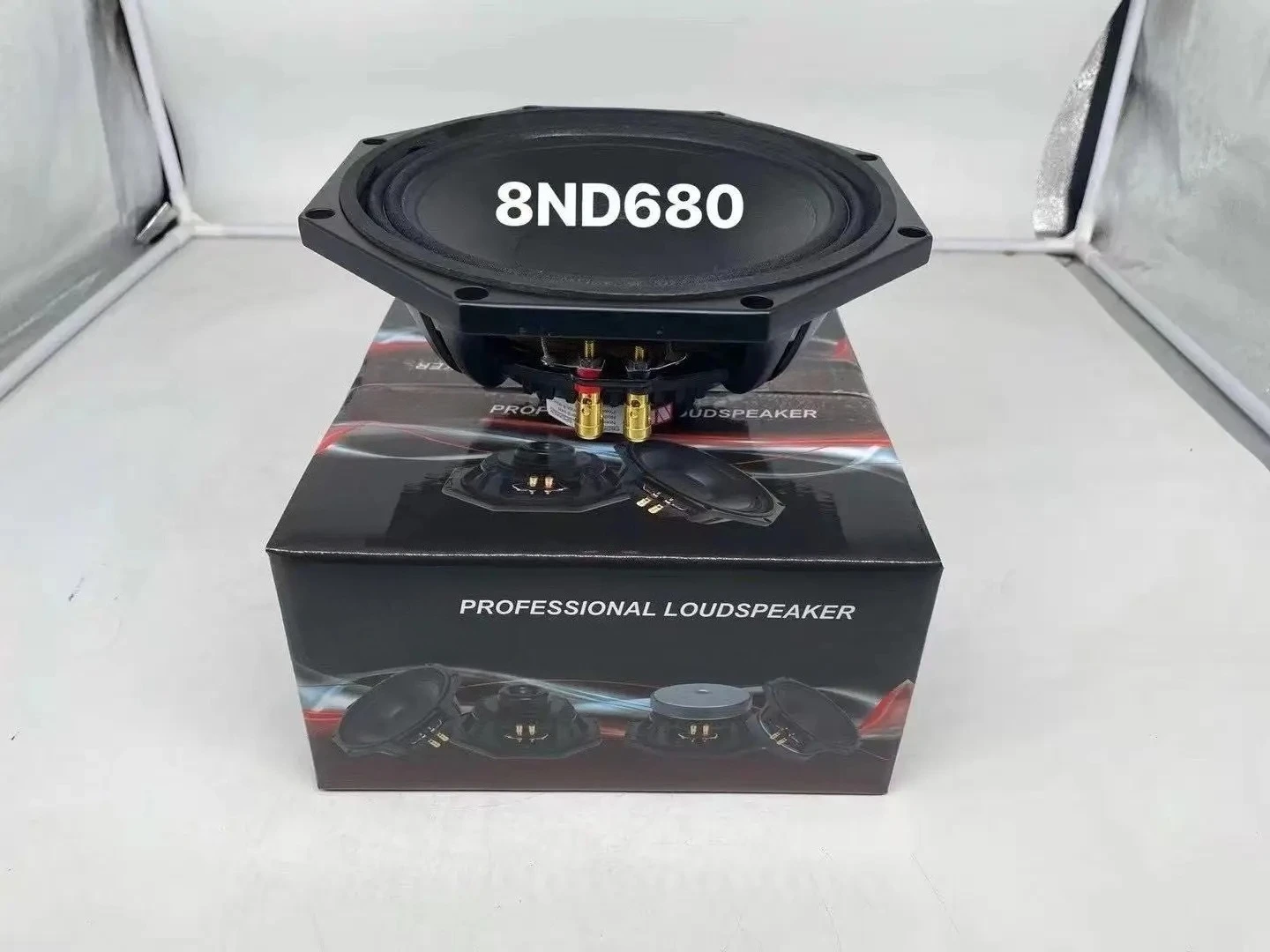 Professional 8-Inch Audio Speaker With Neodymium Magnet 200W Output Power 90-5000Hz Frequency Response For Line Array Usage