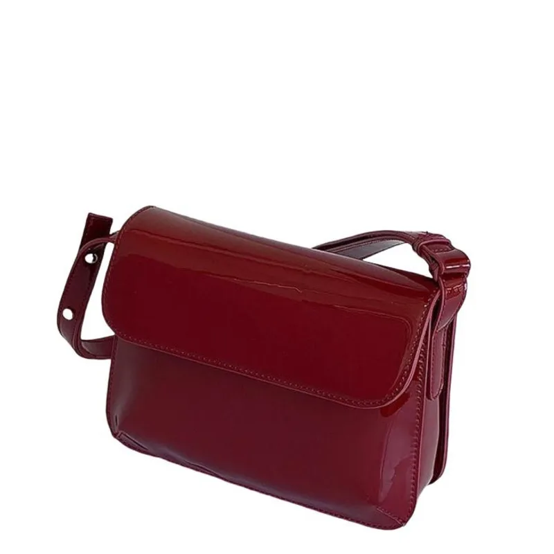 

Retro Red Lacquer Leather Small Square Bag Underarm Bag New Fashionable Versatile Square Handheld Shoulder Bag Crossbody Bag