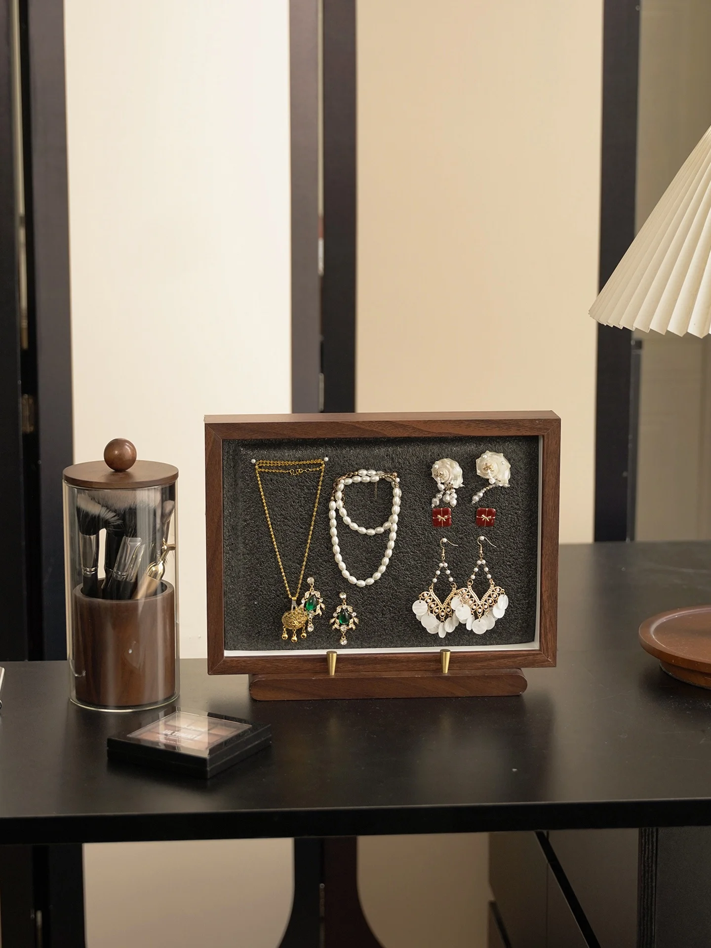 

Decorative Cork Board Earring Display Stand Jewelry Organizer Desktop Vertical Base Ra for Ear Jewelry Storage And Display