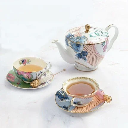 Flower dance butterfly pot cup saucer bone china coffee cup saucer European afternoon tea set