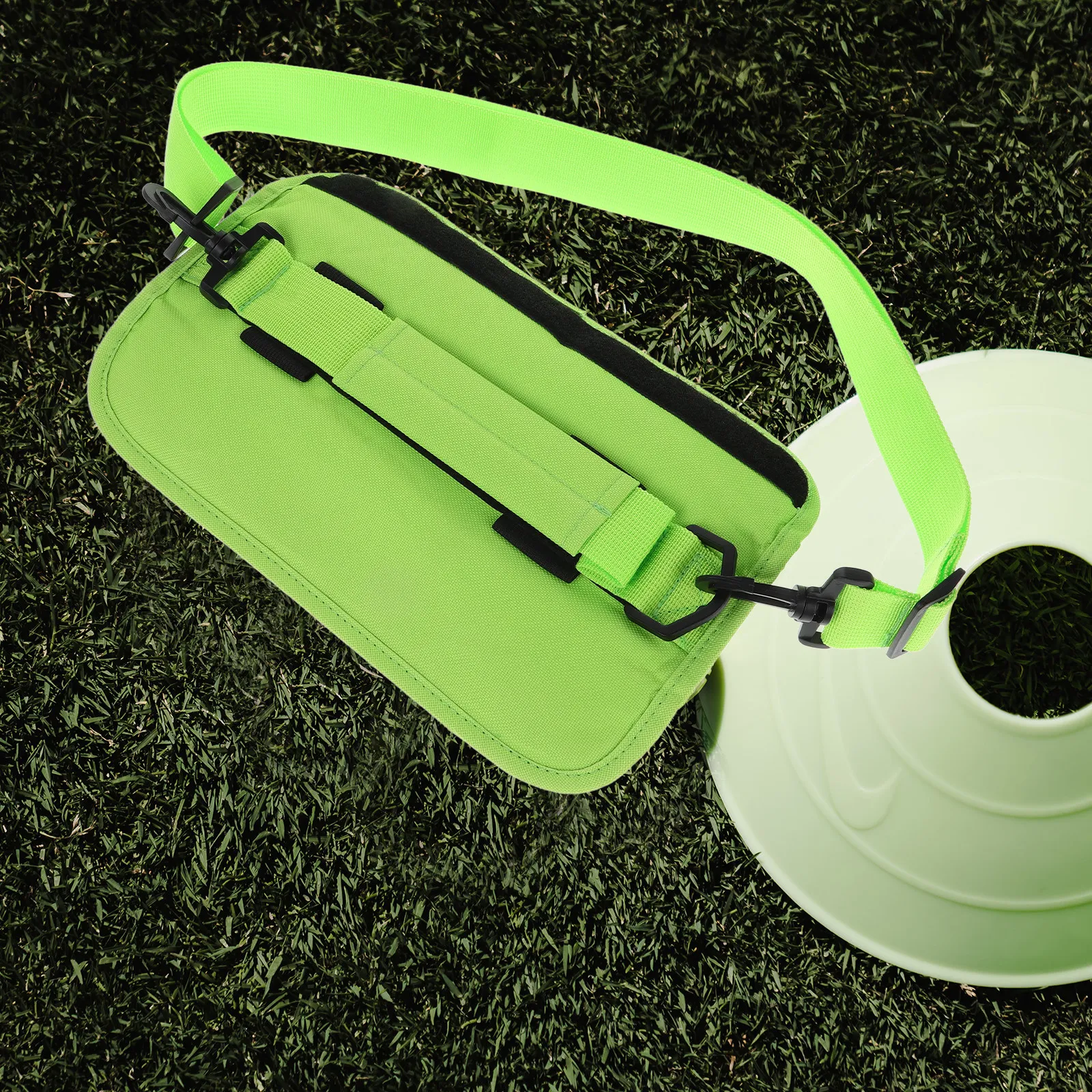 

Waterproof Golf Carrying Bag Portable Compact Foldable Lightweight with Adjustable Strap for Driving Range Travel