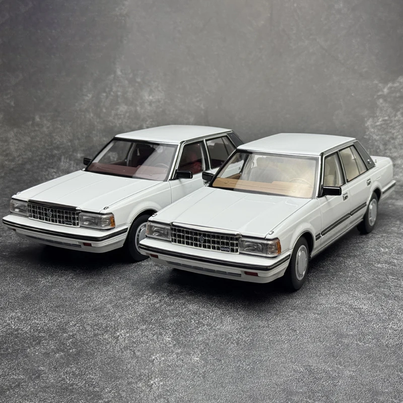 Toyota Crown MS122 – jouets en alliage moulé sous pression, échelle 1:18, voitures Vintage, modèle classique nostalgique, Souvenir pour adultes, cadeaux, affichage statique