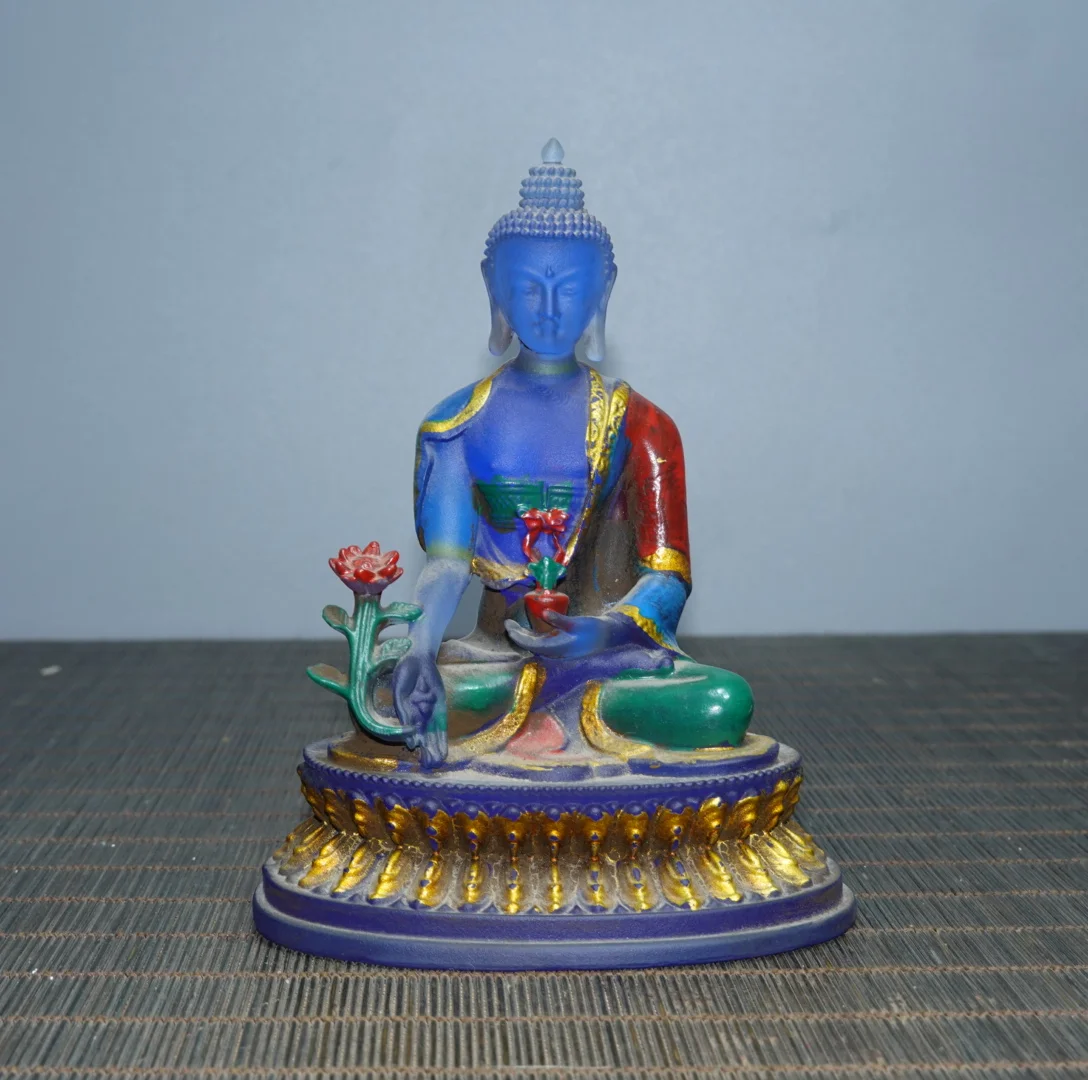 China's old collection of glazed painted glazed lotus pharmacist Buddha guards and worships Buddha at home.