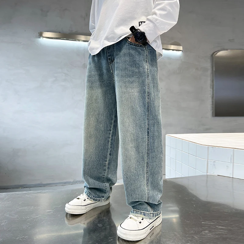 

Простые высококачественные простые красивые джинсы в корейском стиле для мальчиков на весну и осень. 4-16 лет.