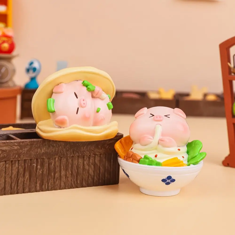 Resin Cartoon Hamburger Pig Figurine Micro Landscape Statue Chips Pig Miniaturas Ornament Collection Mini