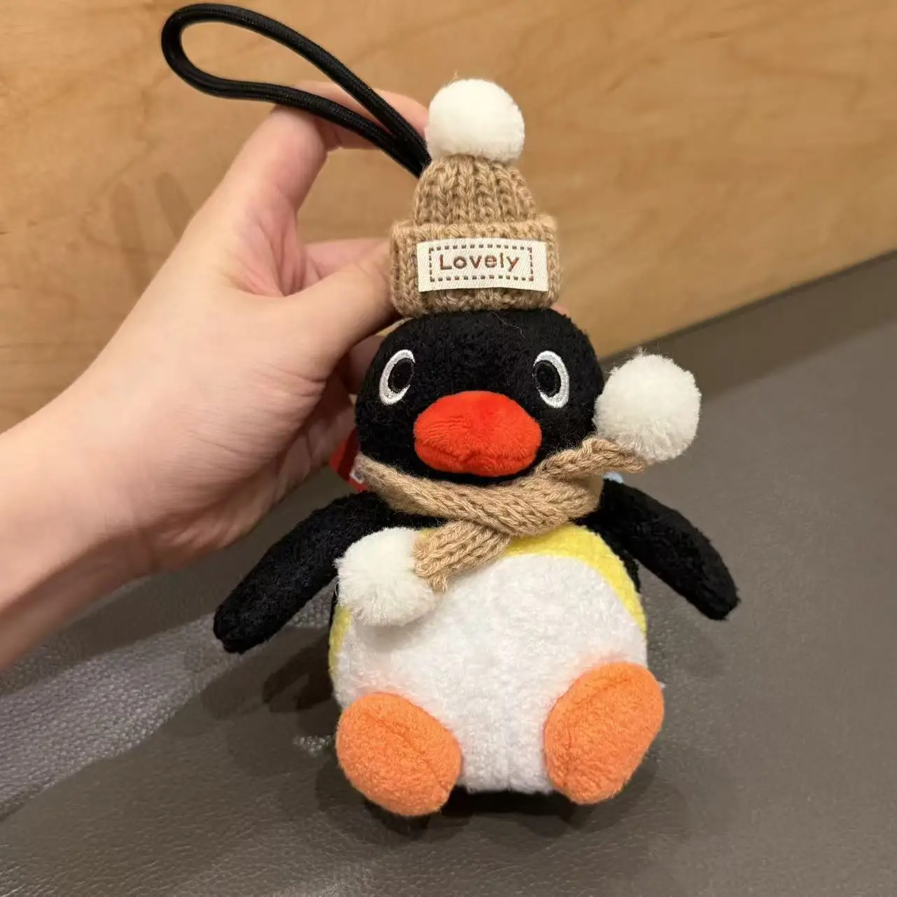 Kawaii البطريق ألعاب من القطيفة الإبداعية كيرينغ عروسة كارتون رائعة على ظهره قلادة عيد الميلاد هدية عيد للأطفال