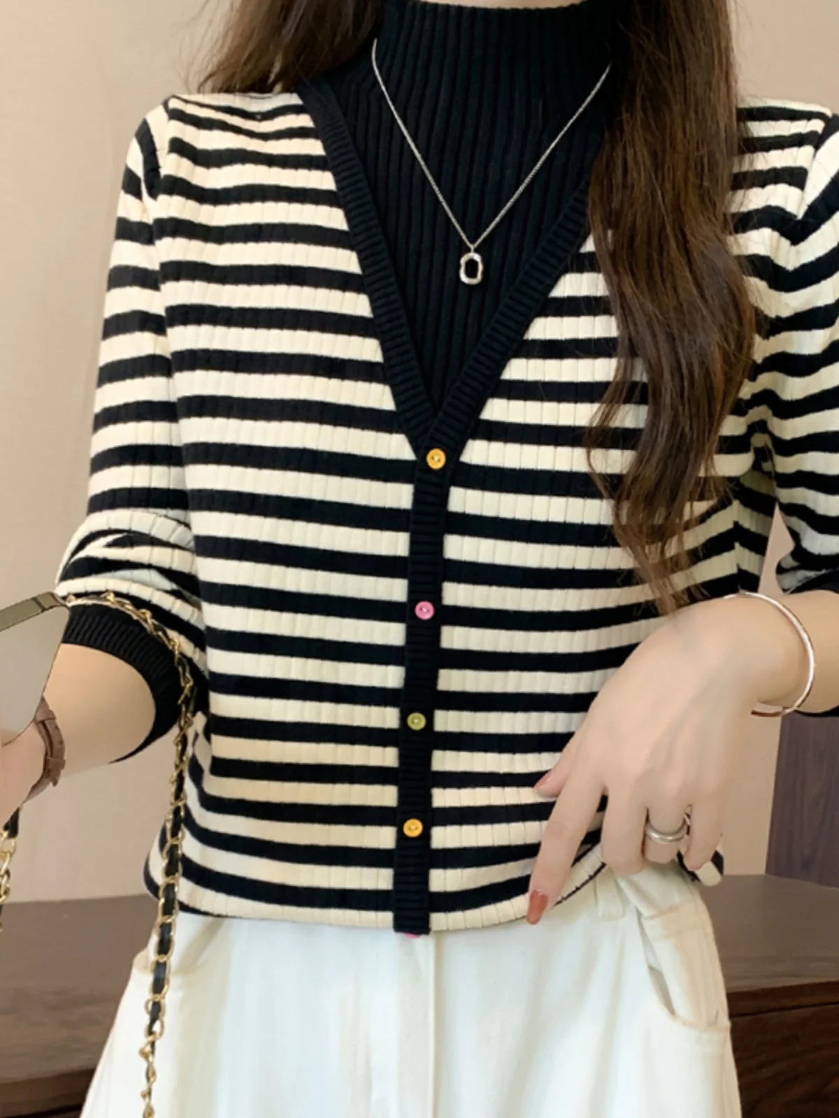 

Women's Thiened Knitted Sweater f High Collar Winter Base Layer irt Stripe Pattern Fake Two-Piece Outerwear