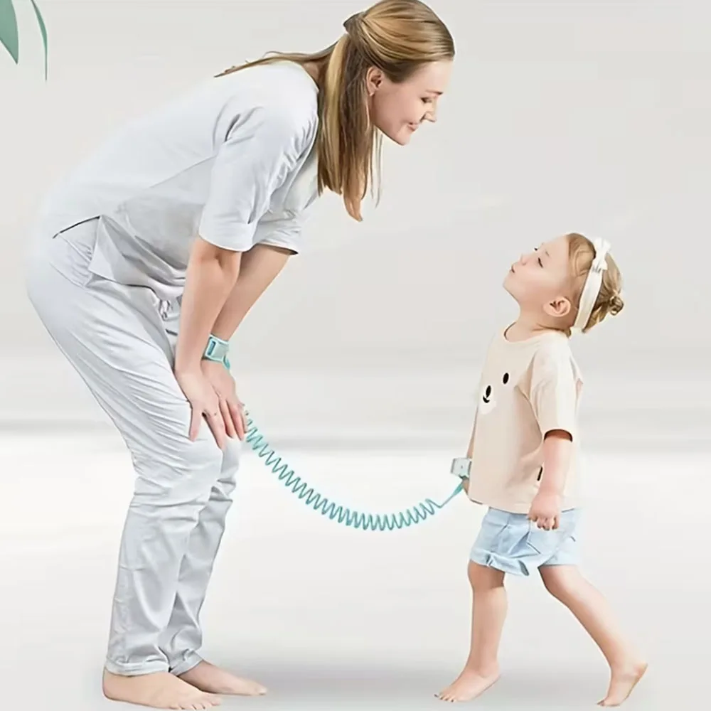 

Youngsters's Anti-Lost Leash with Wrist Strap: Two-in-One Anti-Loss Charm, Prevents Youngsters from Getting Lost and Running Aro